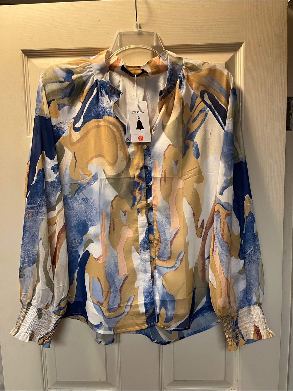 NWT ZESICA Multicolor Abstract Print Long Sleeve Blouse Lg Lt weight flowy lined